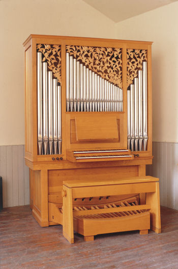 Image of the Peter Collins 1984 organ forming part of the EOS collection